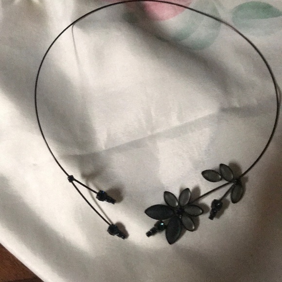 Neck piece - Picture 2 of 5